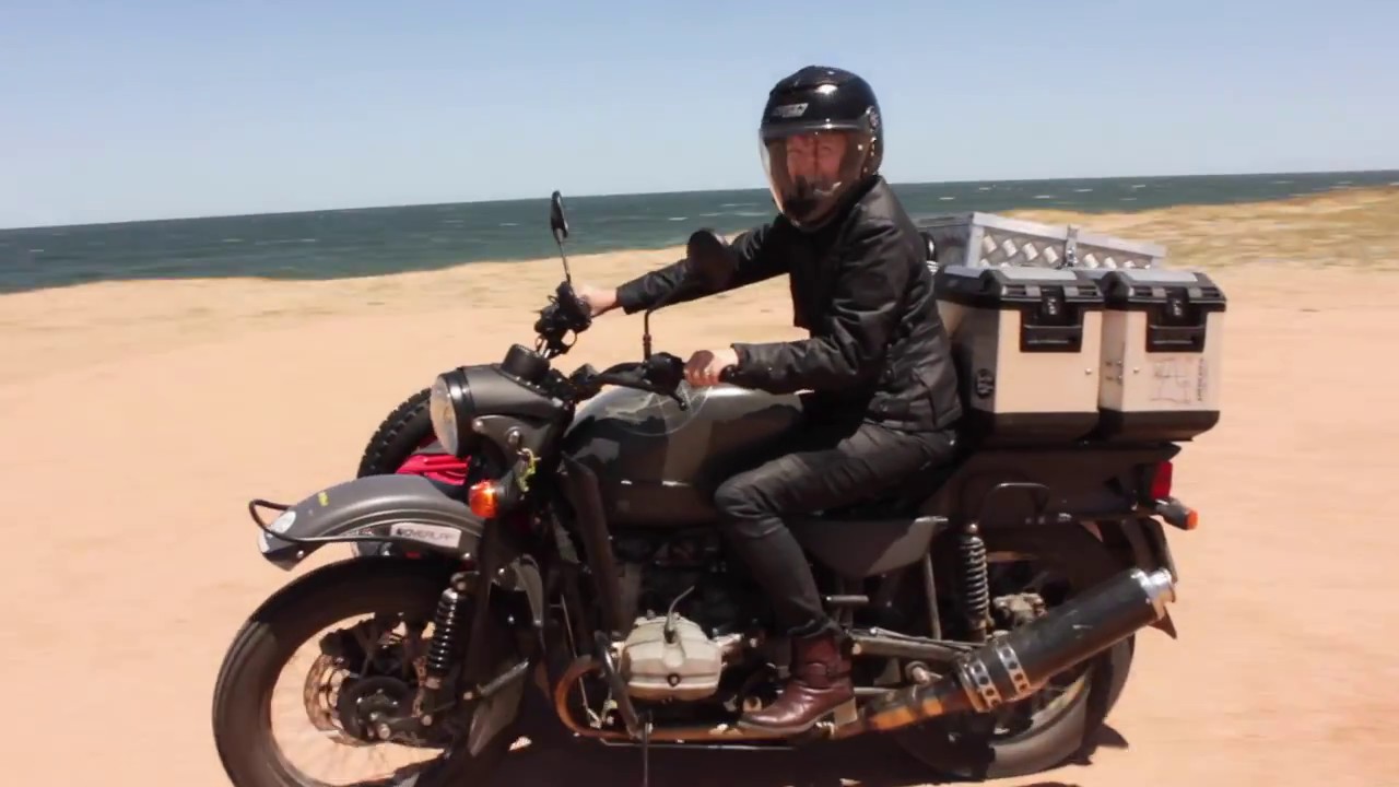 Uruguay ural tour du monde en side car .com