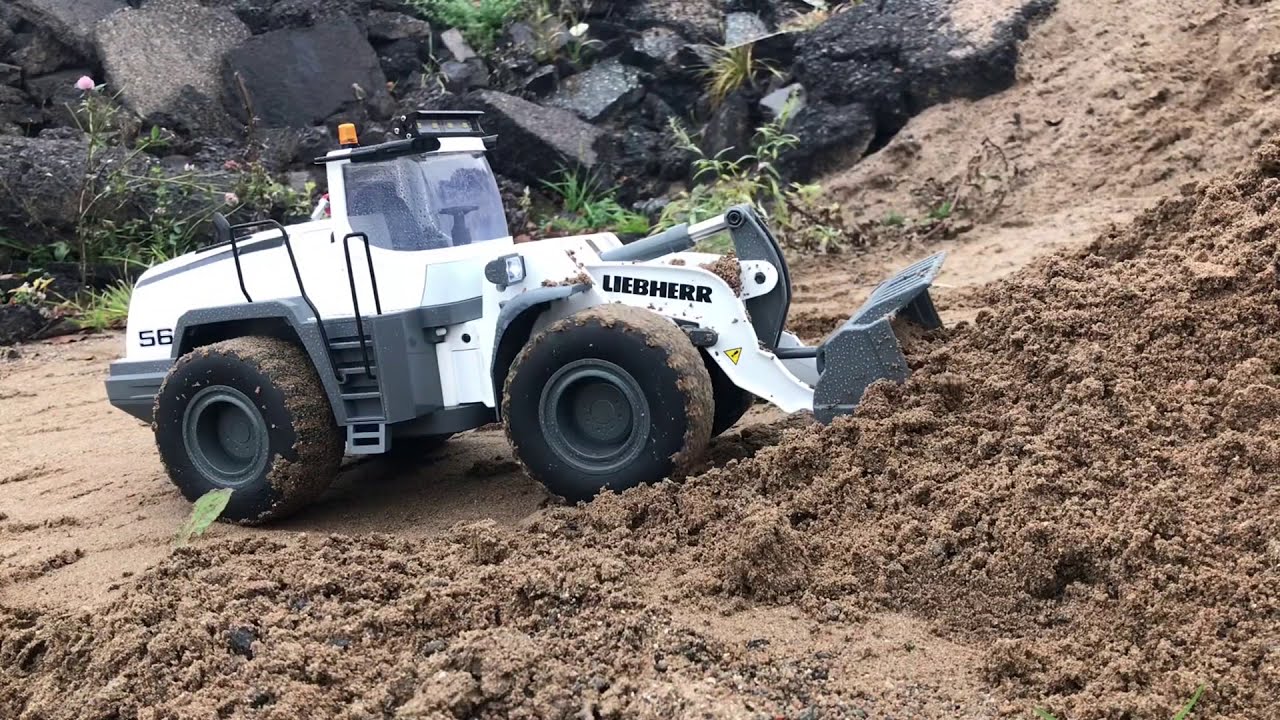 Liebherr 566 Mining Edition (upgraded Huina 583) first run