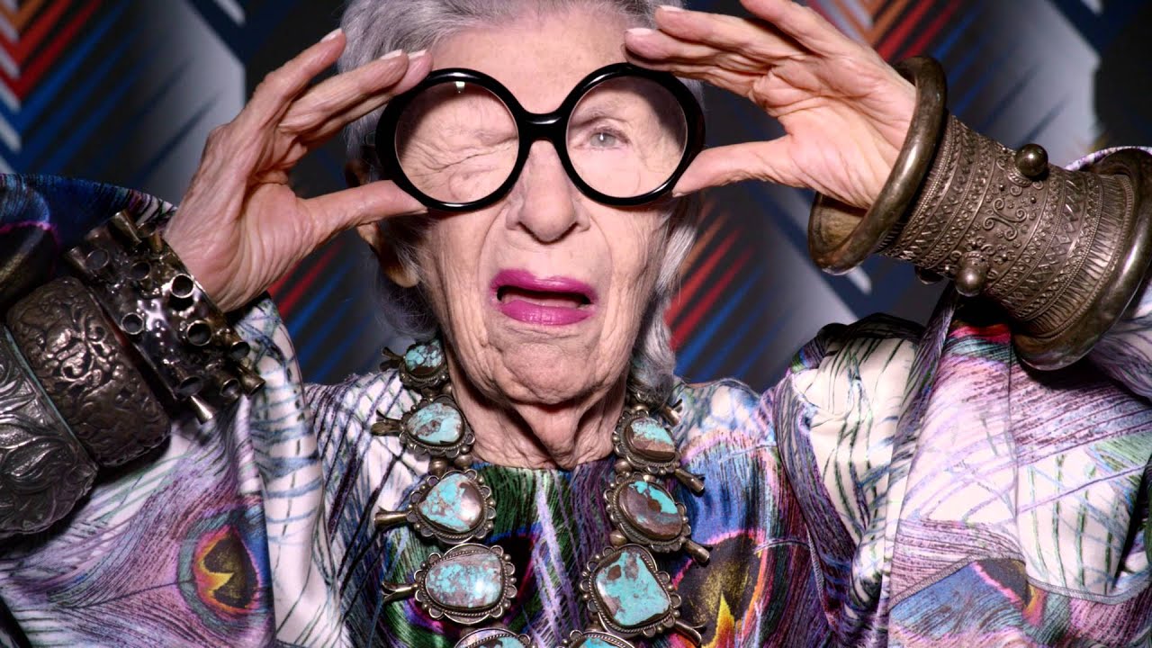 Campagna internazionale di Nuova DS3 con Iris Apfel come ambasciatrice
