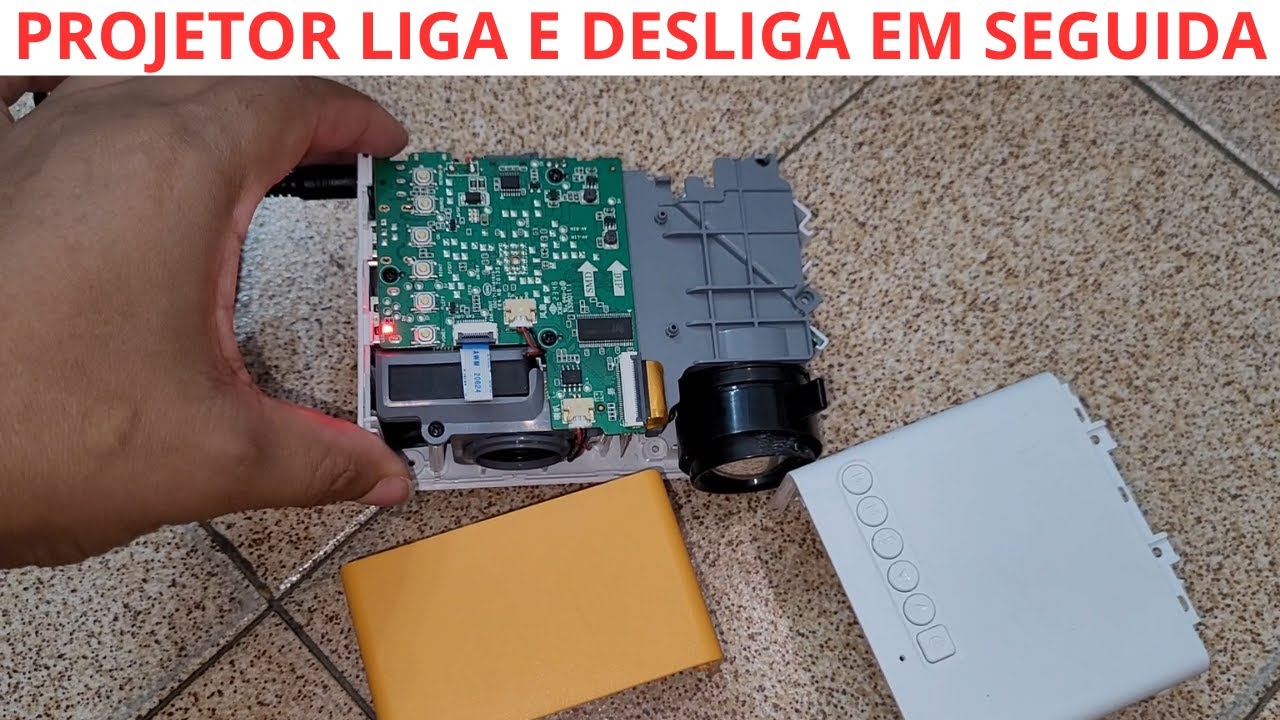 projetor liga e desliga em seguida mini projetor portátil yg300