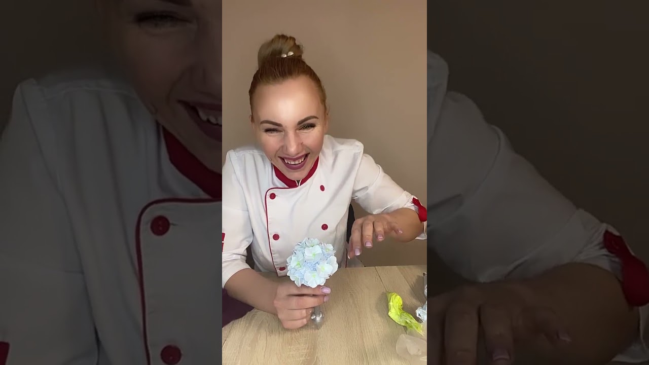 МК ❇️🌼🍰украшение торта гортензиями из белкового крема бзк зефира 💠💠💠от Елены Поповой elenapo11