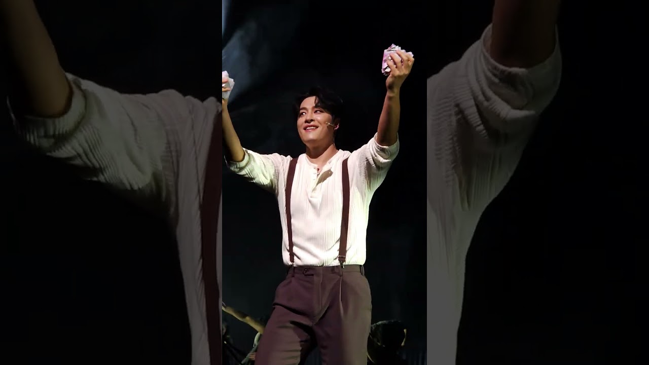 #뮤지컬 #에비타 #막공 #앵콜 And The Money Kept Rolling In #민우혁 #민우혁배우님 