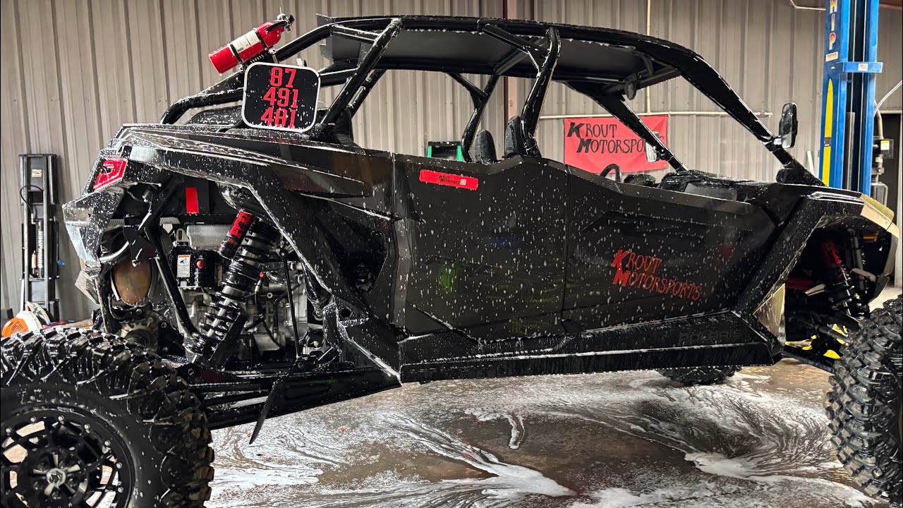 Unloading after King of the Hammers! #washday #ultra4racing #offroad #racecar 