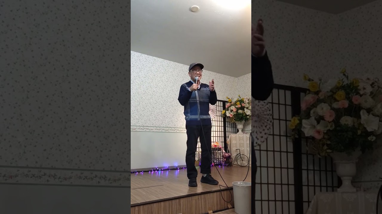 「薔薇のオルゴール」前川清さんの曲を歌いました〜。