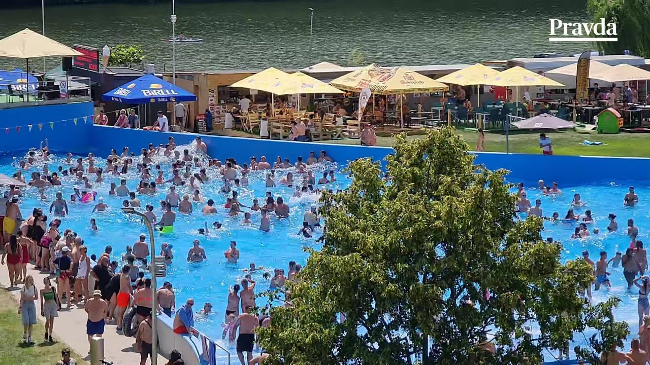 Na juhu Slovenska pribudol obrovsk&yacute; baz&eacute;n s vlnobit&iacute;m. Je vraj najv&auml;č&scaron;&iacute; v celej strednej Eur&oacute;pe