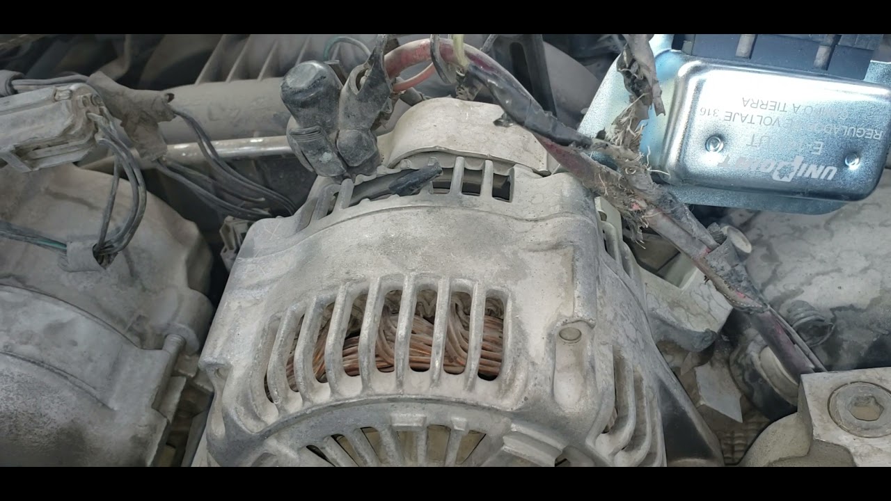 A LA JEEP LIBERTY COMO SE LE PUSO UN REGULADOR EXTERNO Y. POR QUE SE LE DESCARGABA LA BATERIA