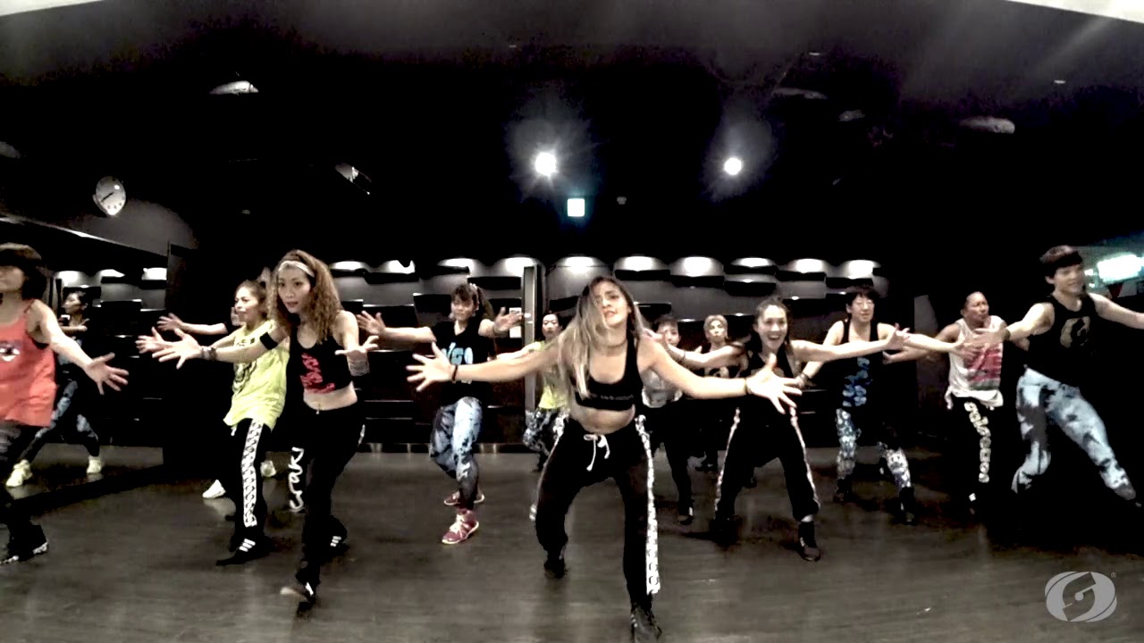 MOVE YOUR BODY / SALSATION®︎ DYNAMIC WARM UP CHOREOGRAPHY by SMT GRACE CASALINO