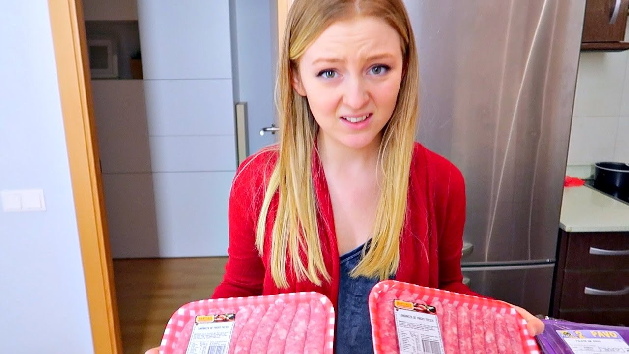 VLOG: ПОКУПКИ ПРОДУКТОВ! КАТЯ ЭТО НЕ ЕСТ! 27.02.17
