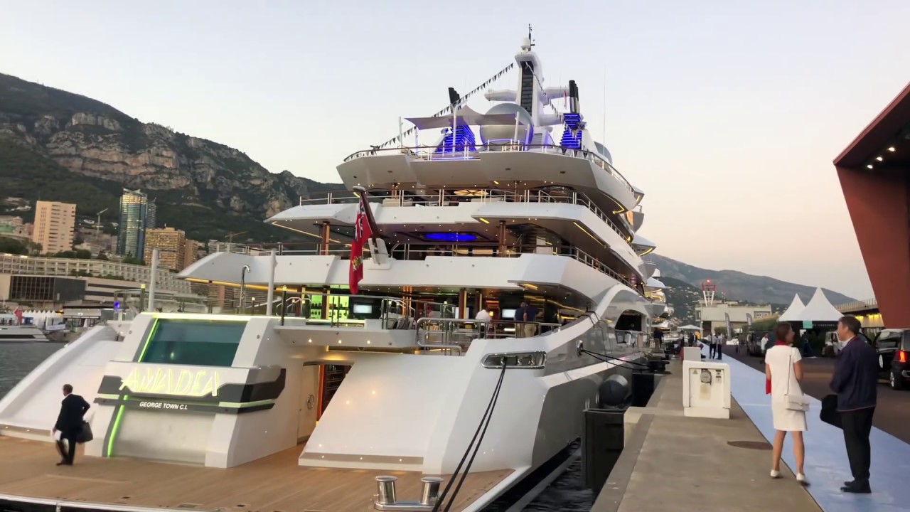 Monaco yacht show 2019 by Night