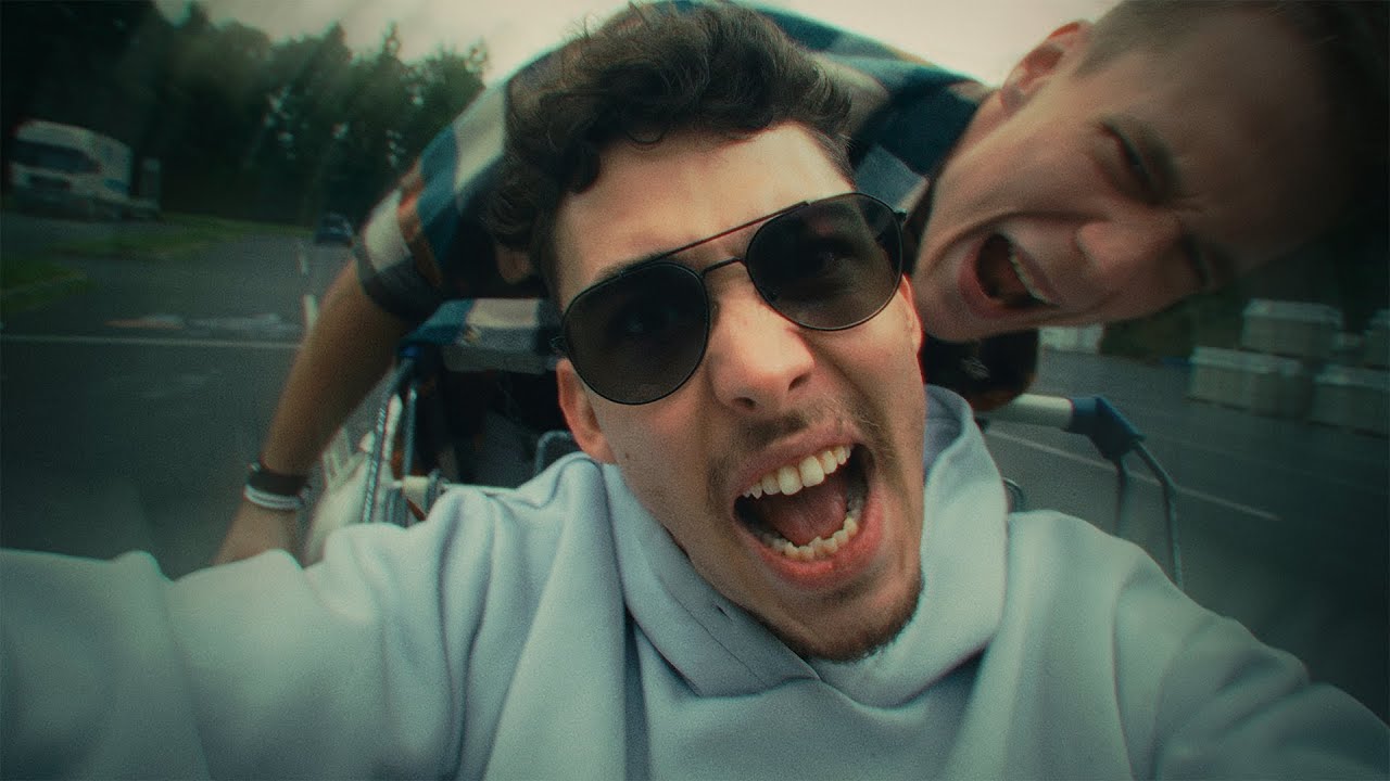 Andr&egrave; - B#TCH PLEASE feat. Vagant - Official Music Video