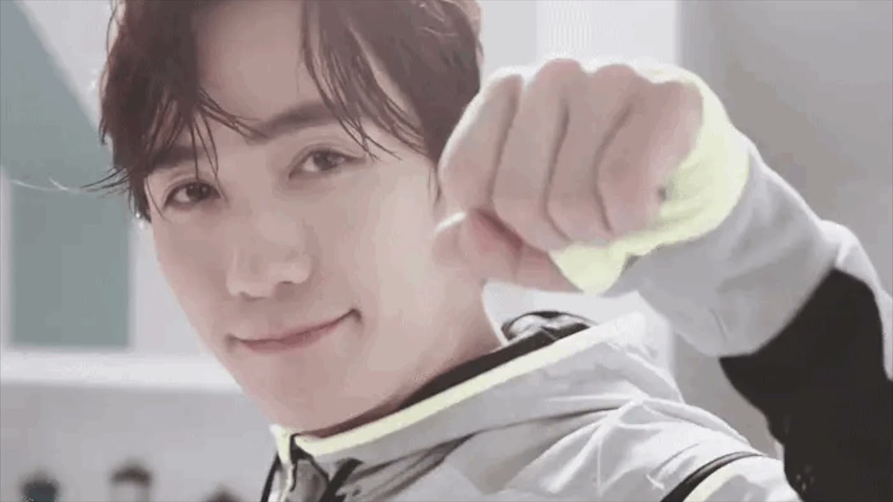 [朱一龙】运动中的龙哥，精瘦有力，为了热爱，练就一身才艺  ｜ When Zhu Yilong plays sports