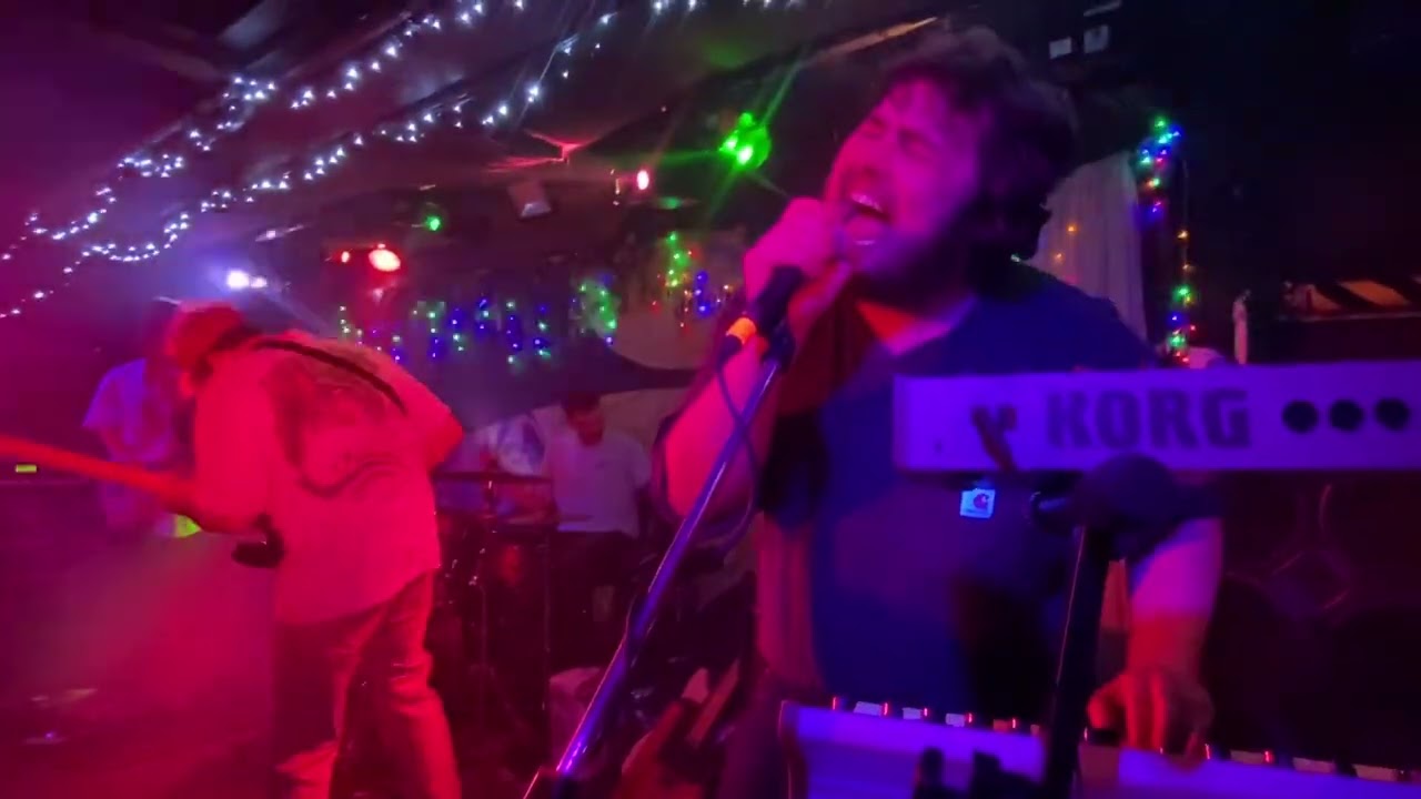 Port by bdrmm at the New Adelphi Club in Sunny Hull, 20.12.22