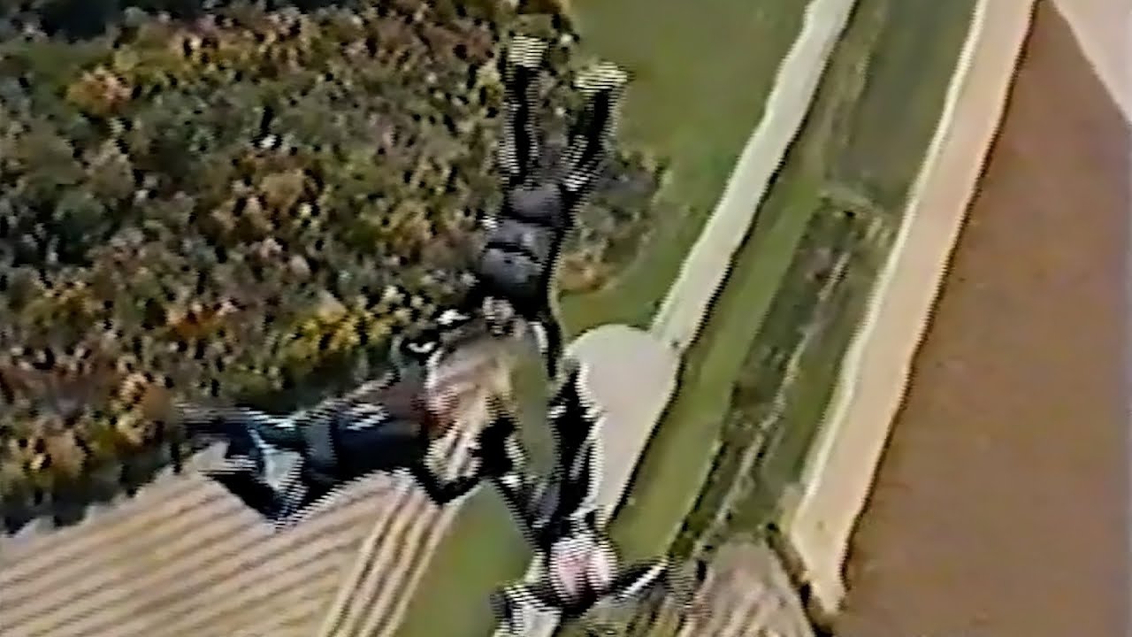 Friday Freakout: Crazy Low Pull On 4-Way Formation Skydive!