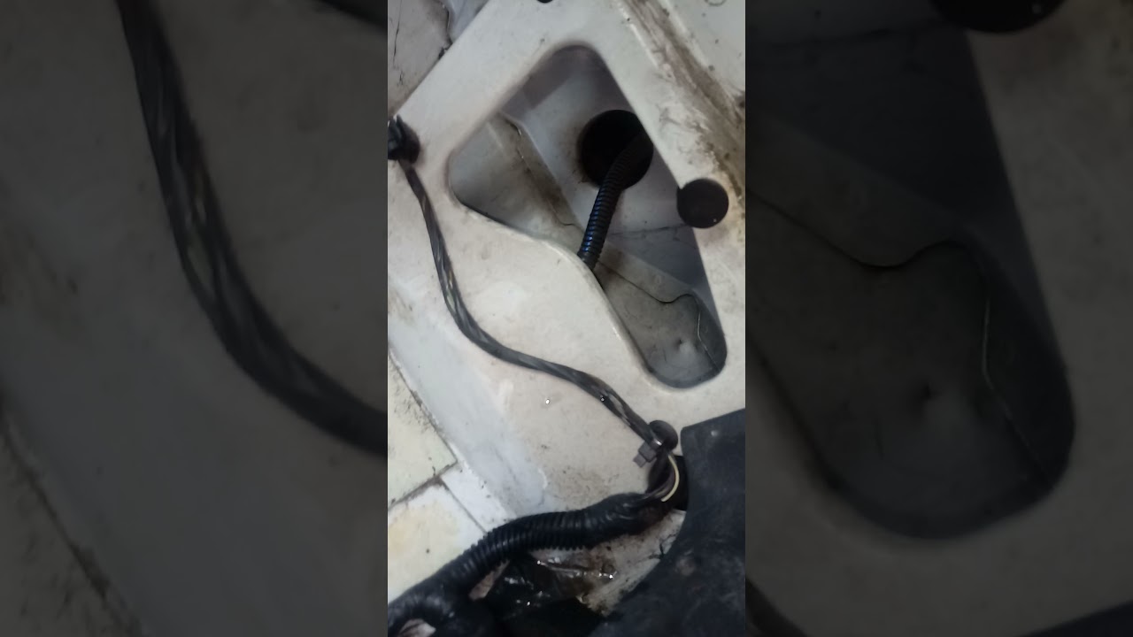 Strada 2015 2016 entrando água pela caçamba e pelo parabrisa
