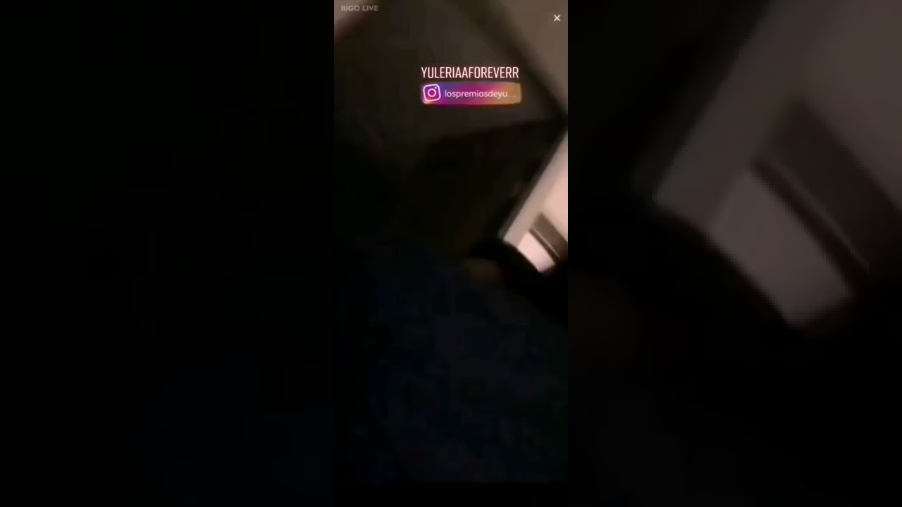 Valeria tan romántica con su futura esposa,el amor es algo magico🤭yuleria🖤💜