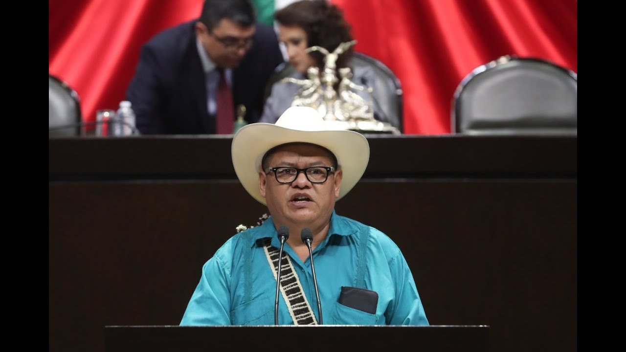 Intervención desde tribuna de Valentín Flores Hernández, en lengua mexicanera.