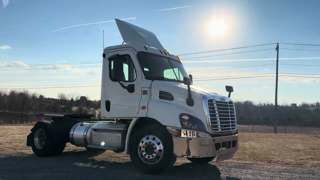 2019 Freightliner Cascadia Single Axle-Road Tractor