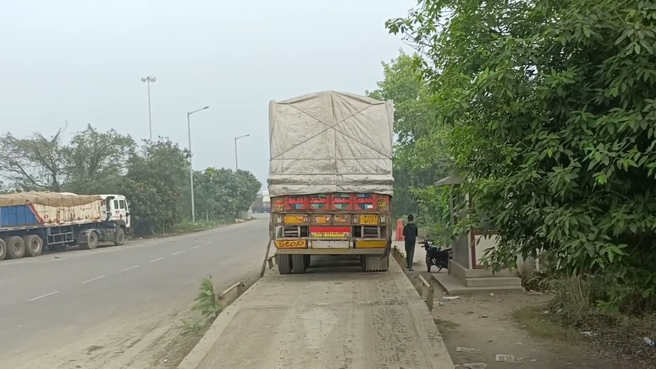 💯🅿️ Nepal 🇳🇵custom parking enter ho gye.... nepal 🇳🇵 paas ho gya 🛣️🚛 india 🇮🇳 custom parking 🅿️ gye 
