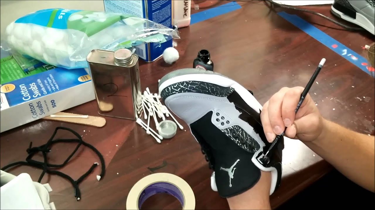 How to customize wolf grey 3's into black wolf 3's