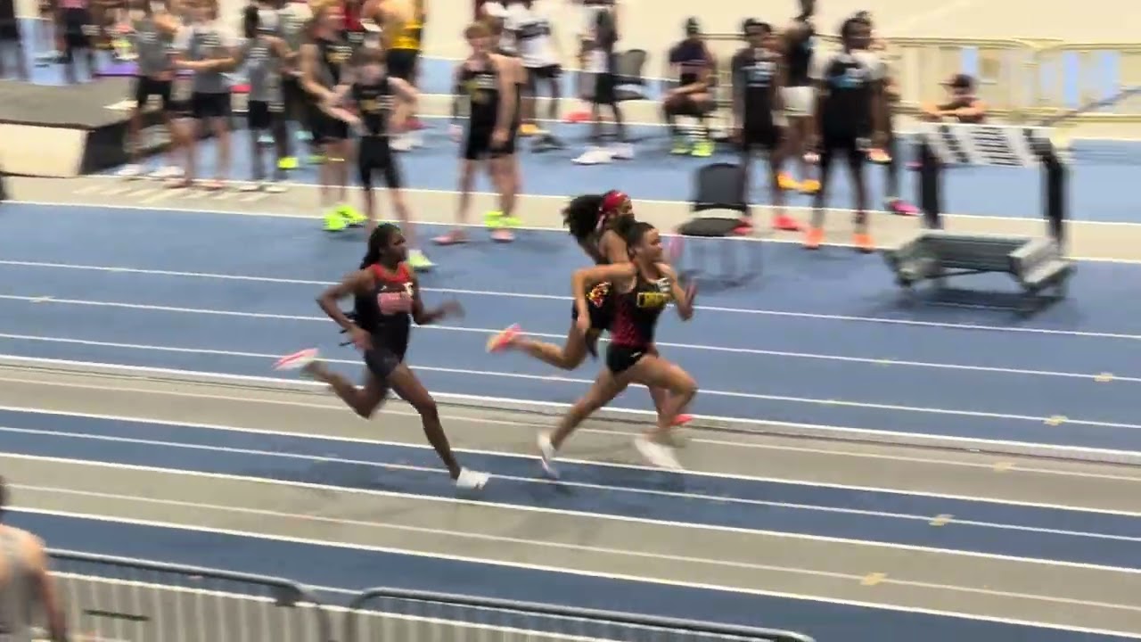 2/4/26 4A East Regionals Indoor T&F Champ 4x200 M Relay Lauryn S, Briana M, Heaven G, Shamalla B.
