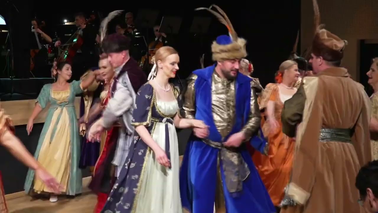 POLONEZ DLA RZECZPOSPOLITEJ - Zamojska Orkiestra Symfoniczna & Zespół Pieśni i Tańca 