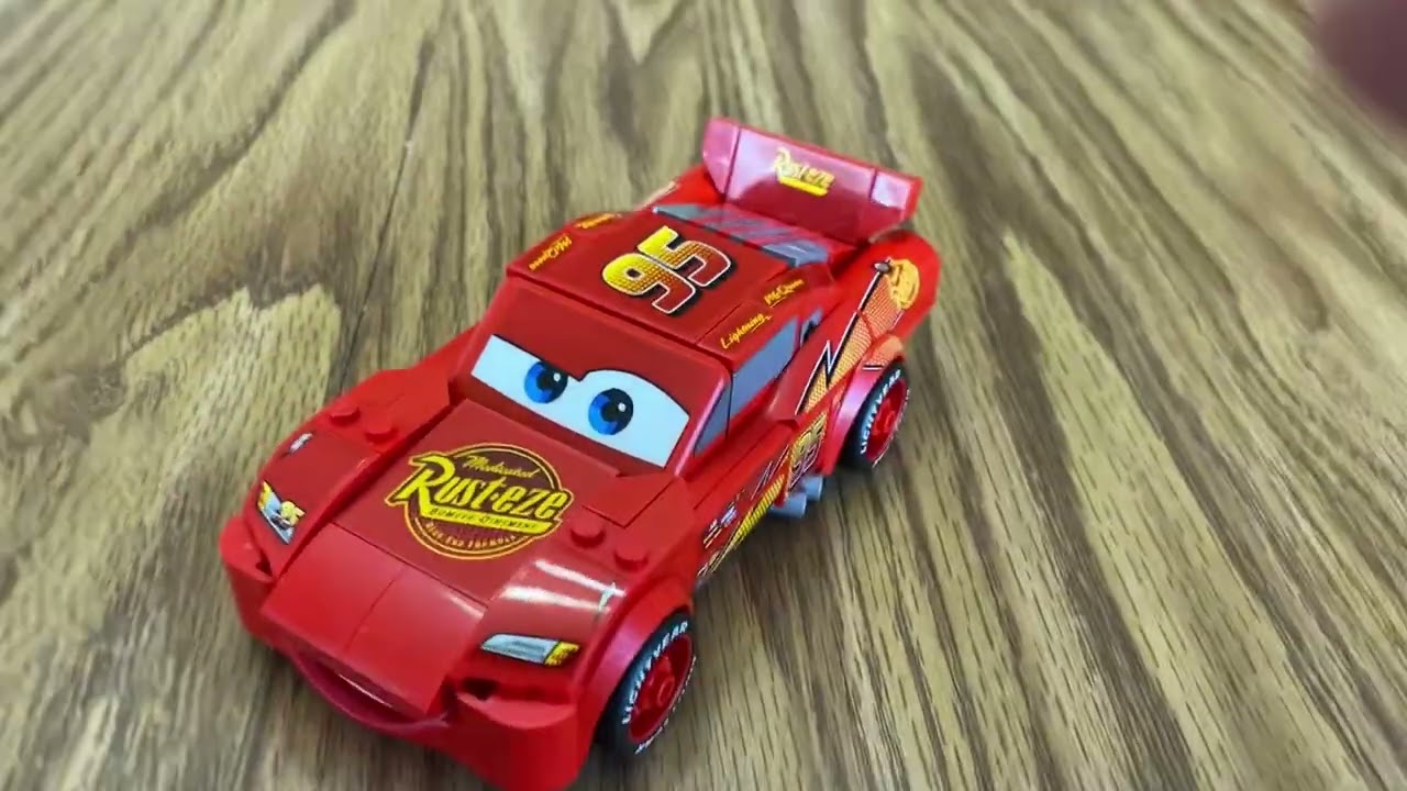 Lego Speed Champions Lightning McQueen Review