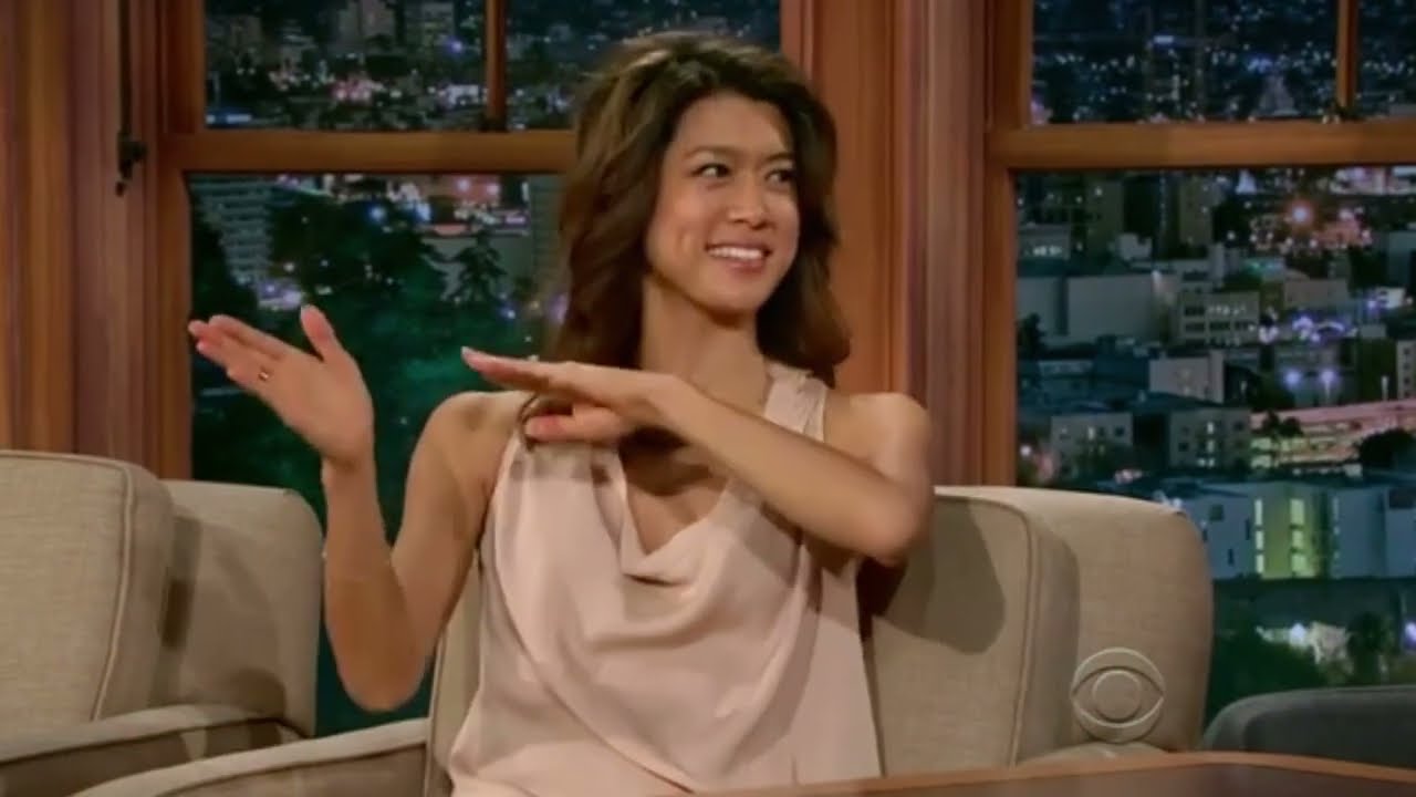 Craig Ferguson Flirting With Gorgeous Actress Grace Park😅 || Fun Time!