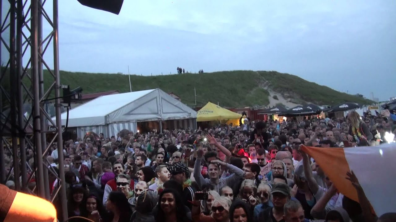 John O'Callaghan playing Concrete Angel (JOC Rmx) @ Luminosity Beach Festival 2012 Part 6