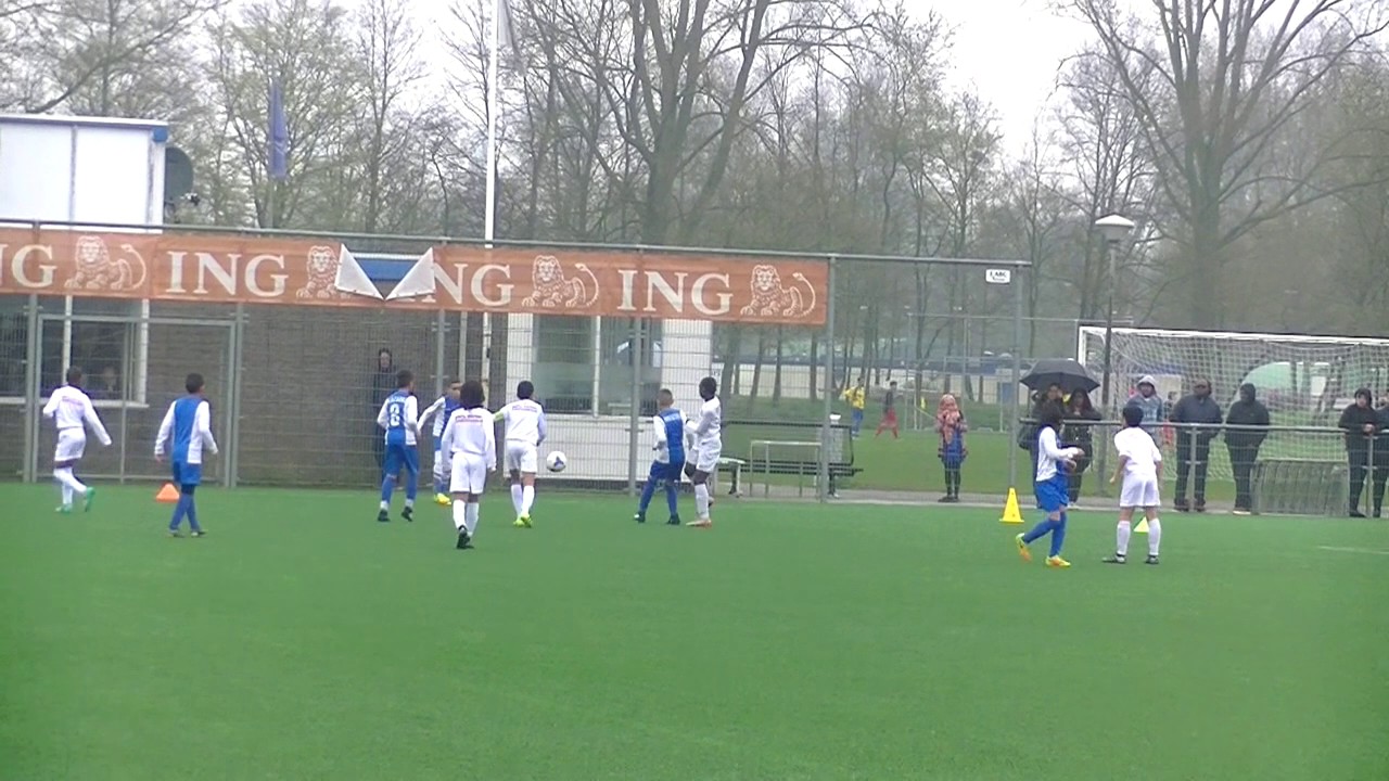 sv Nieuw West JO11-1 - Zeeburgia JO11-1  1-2 (1-2)