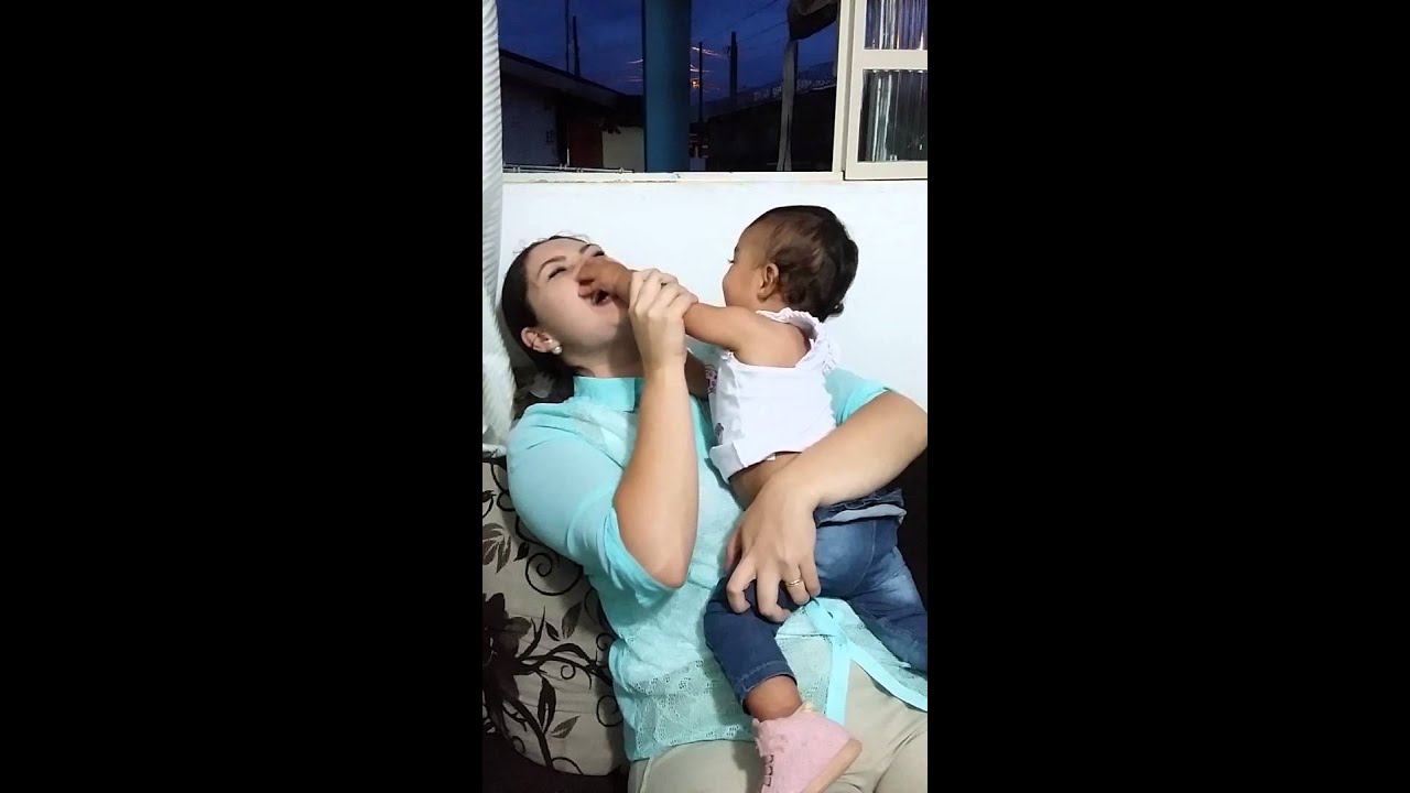 Mamae mordendo 11m