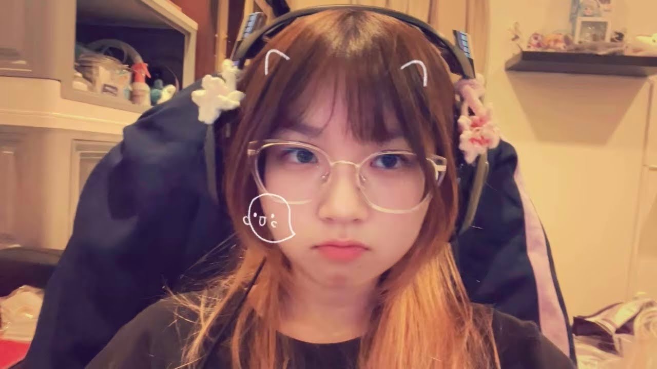 Stream ngescroll brainrot (meme review)