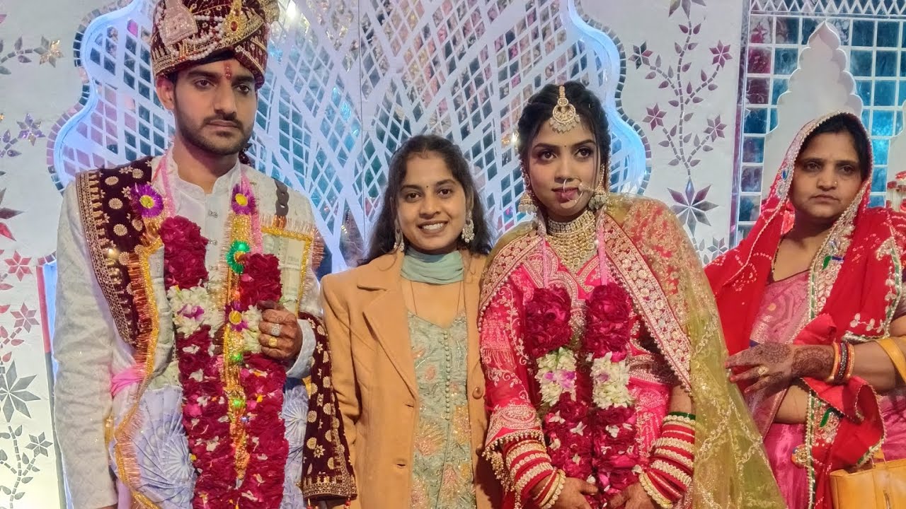 Hogyi bhn ki sadi 🥹🩷#vlog #wedding #daillyvlogger #desi #masti #sister 
