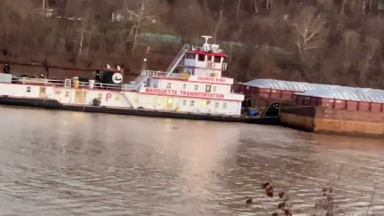 M/V George King Marquette Transportation 