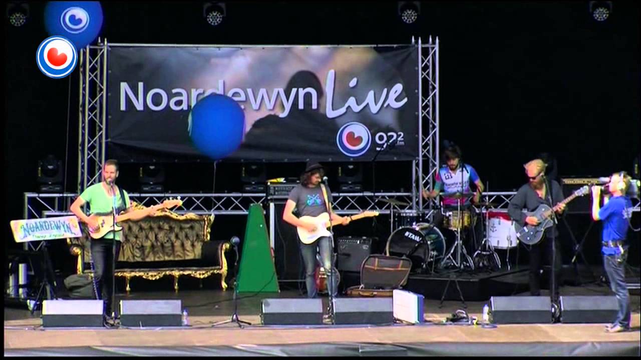 Hilbrandt & Willie Darktrousers live @ The Tall Ships Races yn Harns