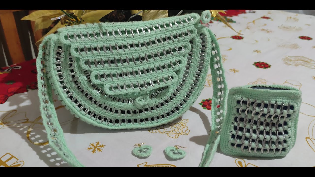 Tutorial de Cartera con 630 chapitas, más accesorios.
