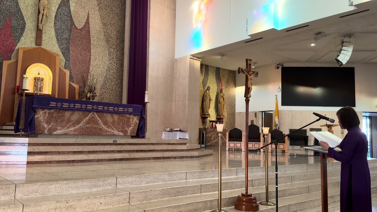 Ngắm Thứ Nhất- Ngắm 15 Sự Thương Khó Đức Chúa Giêsu. Saint Columban Church 