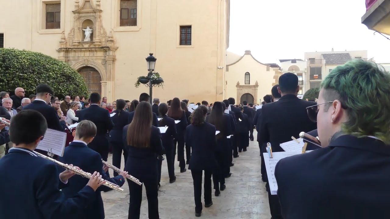 Pasacalles de la Banda de Música Virgen del Río en Huércal-overa