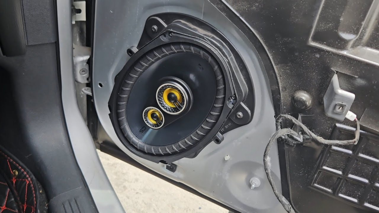 How to replace front door speakers Dodge Challenger