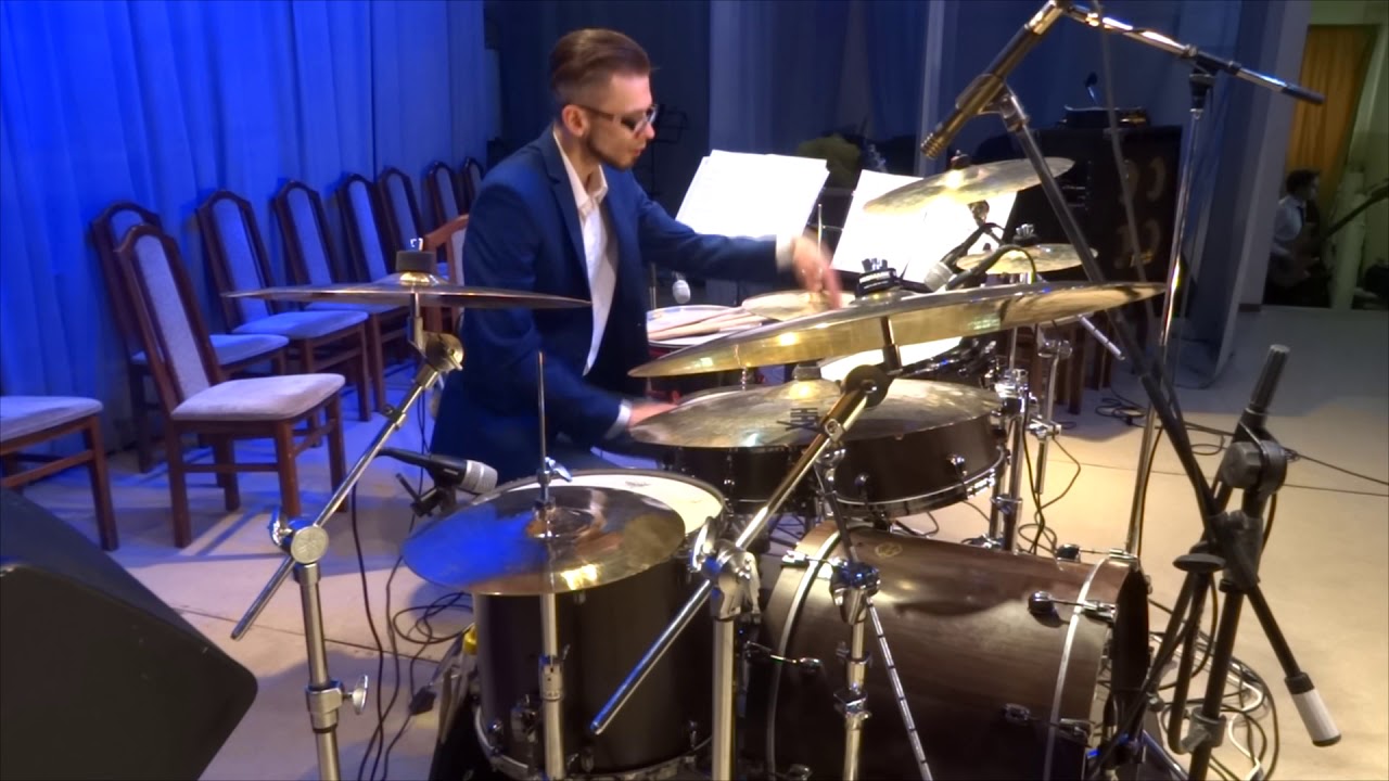 Dave Brubeck - Take Five (Marco Ferreira's Live) - Joe Morello original solo