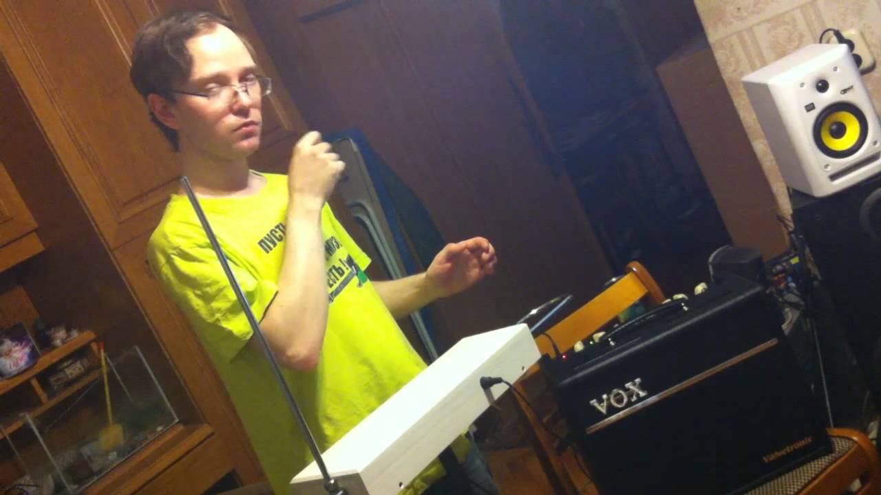 Moog theremin & VOX VT 20+ русский обзор