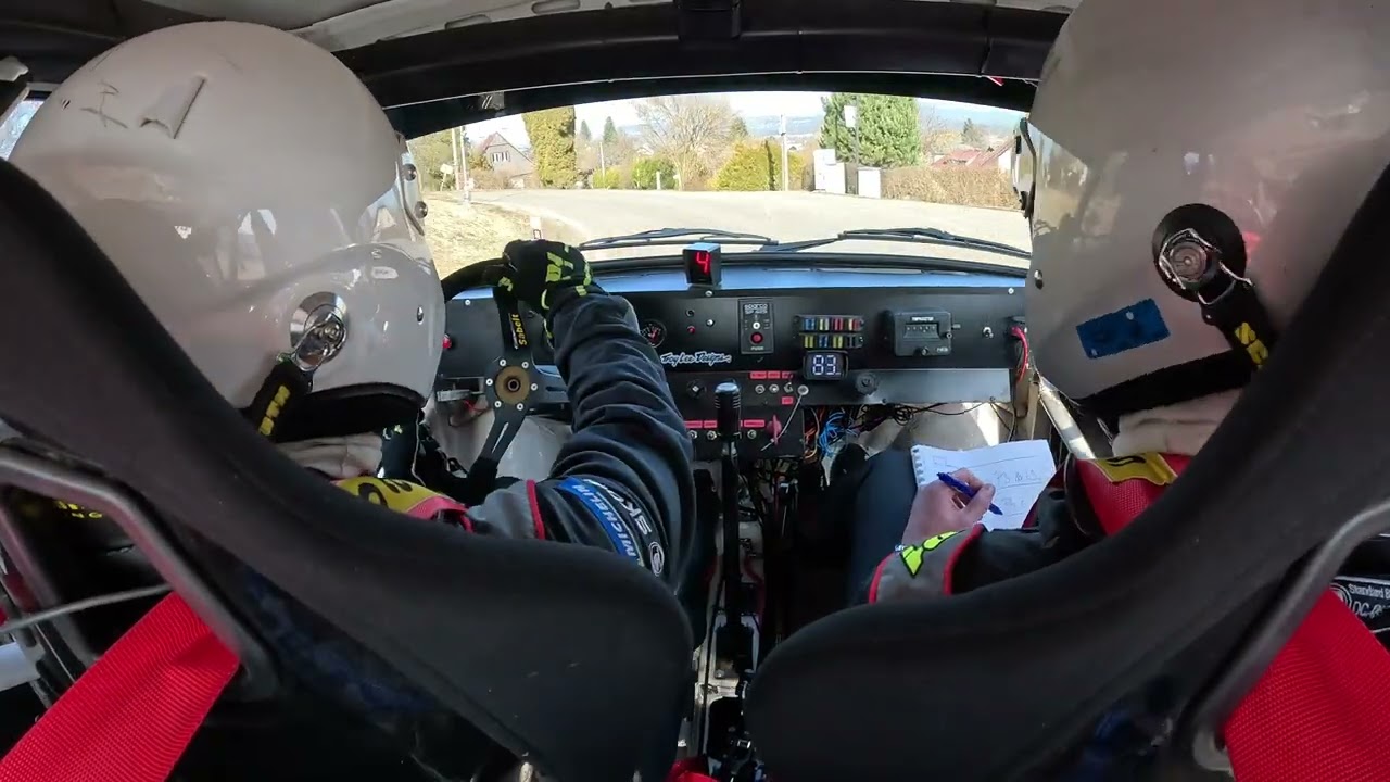 Rallye Jizera 2026, RZ1 - Chloudov, Skoda 130LR, Červený / Kocour, onboard