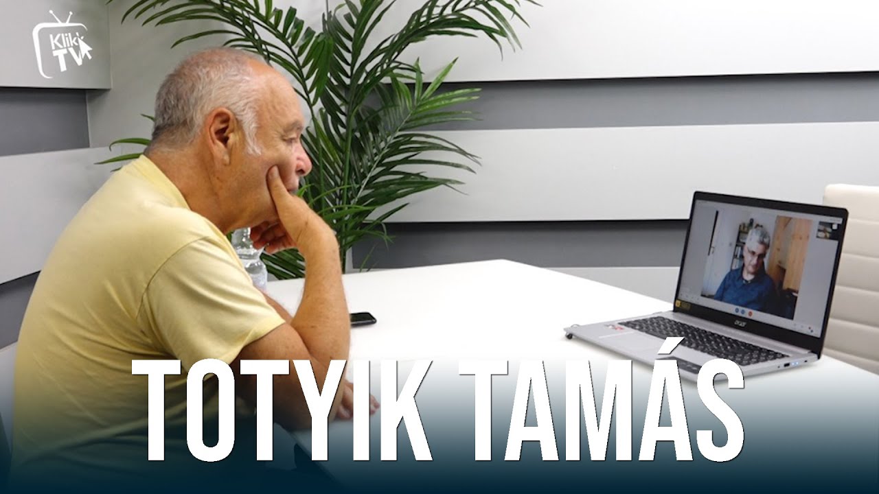 Totyik Tam&aacute;s: tudatosan &eacute;p&iacute;tik le a t&aacute;rsadalmat