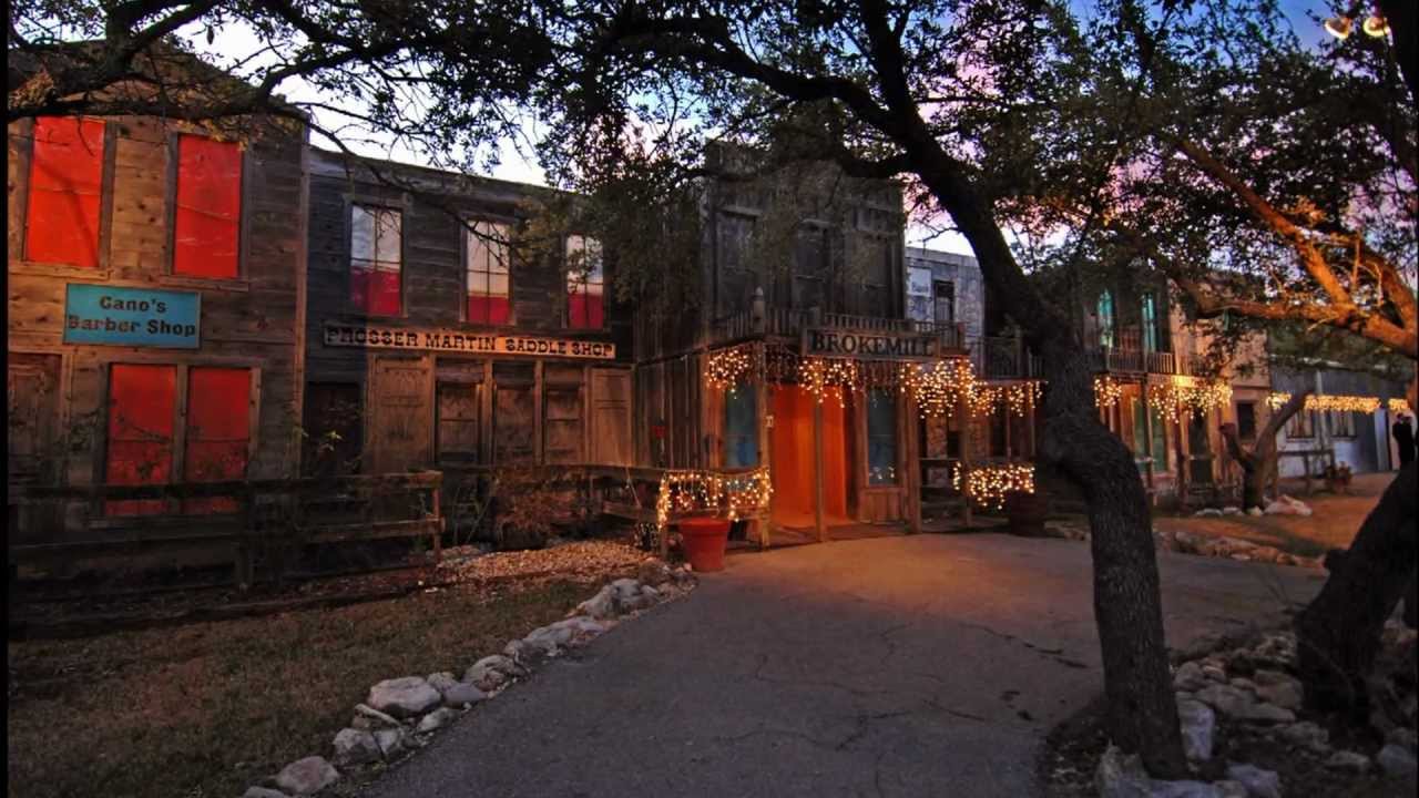 San Antonio Weddings - Pedrotti's Ranch Banquet Hall
