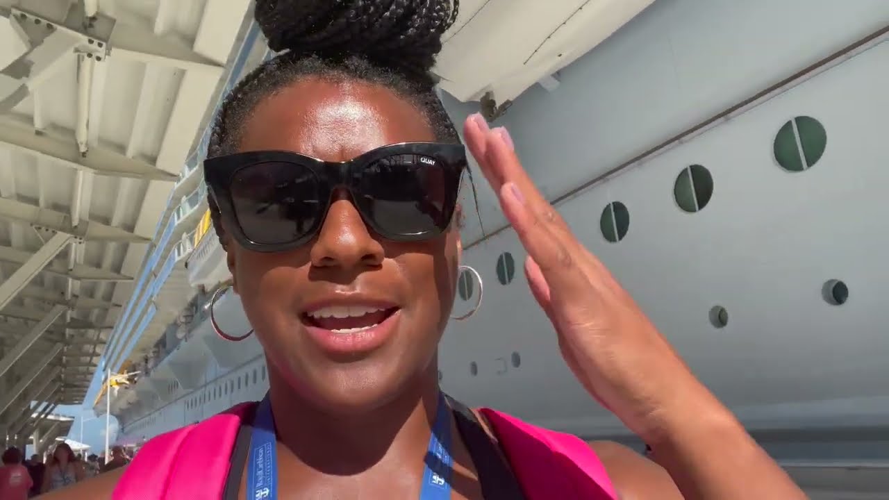Quick stop in Nassau, Izumi Hibachi Restaurant, & Aqua80 Show | OASIS OF THE SEAS Cruise Vlog