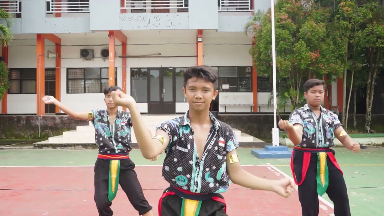 KARYA TARI KELAS X2 | BOCAH SMABA | PEMBIMBING: Rubiyantika Astutiningtyas