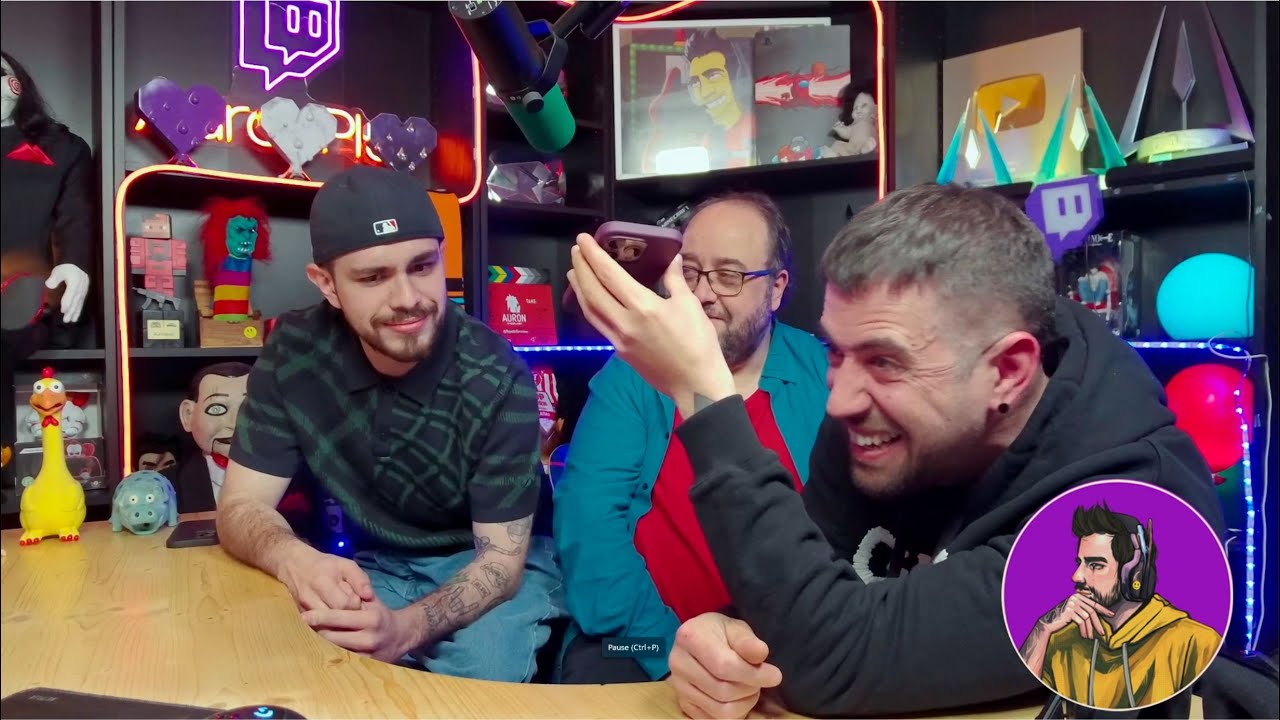 Auron Play Stream con Juan y Pol debate serio live-completo