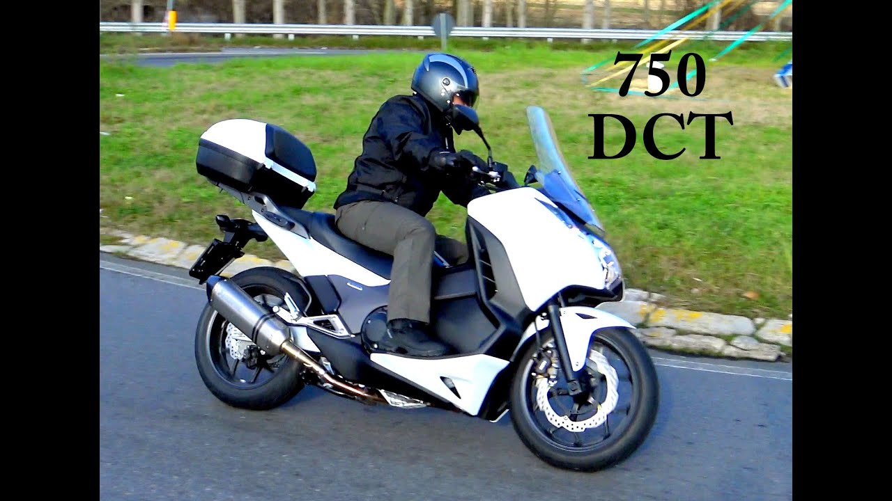 HONDA INTEGRA DCT 750 WALKAROUND & AKRAPOVIC SOUND ( VIDEO 4K)