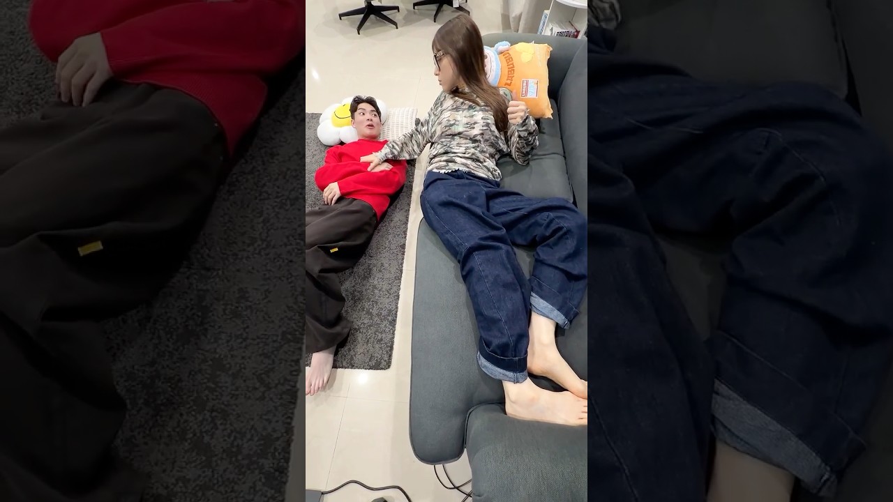 母の睡眠を邪魔してみた&hellip;😱