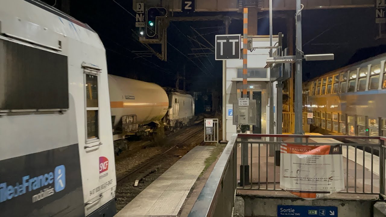 RER-C Z20500 + Fret BB27300 en gare de Saint-Ouen-L’aumône
