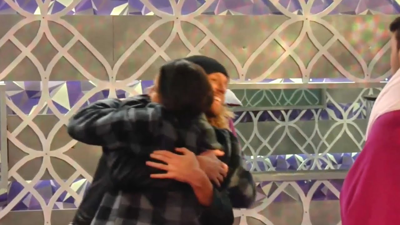 Tim & Cass | 3/29 Tim gets emotional watching his hoh movie (bbcan4)